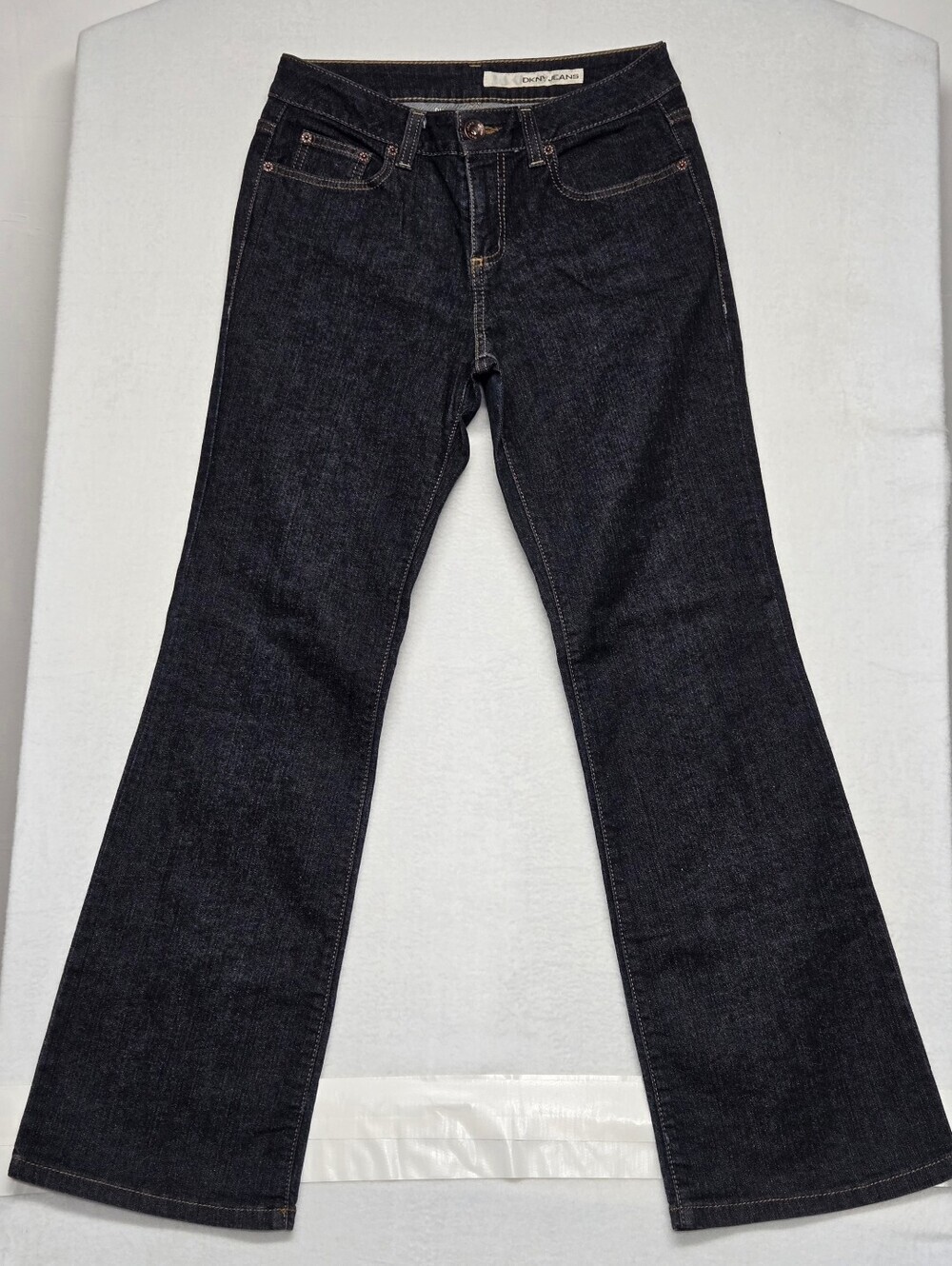 DKNY Soho Jeans 8S Dark Wash Boot Cut
